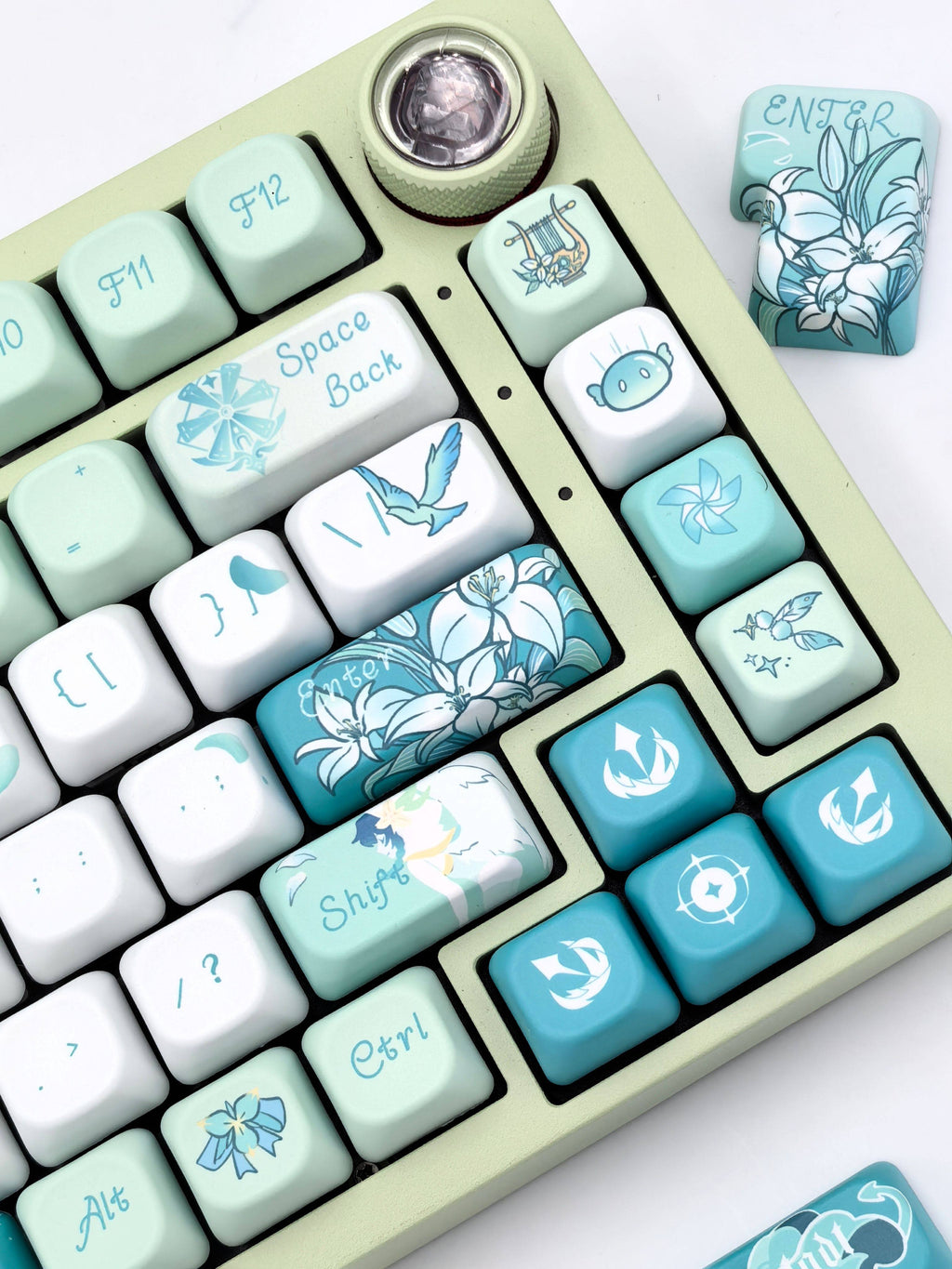 Full Venti Genshin Impact keycap set laid out, dye-sublimation PBT, MOA profile